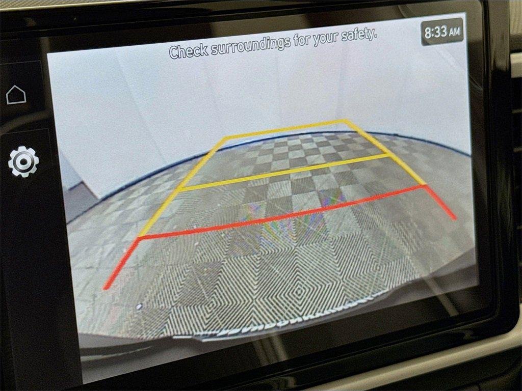 2025 Hyundai Venue Limited - Photo 10