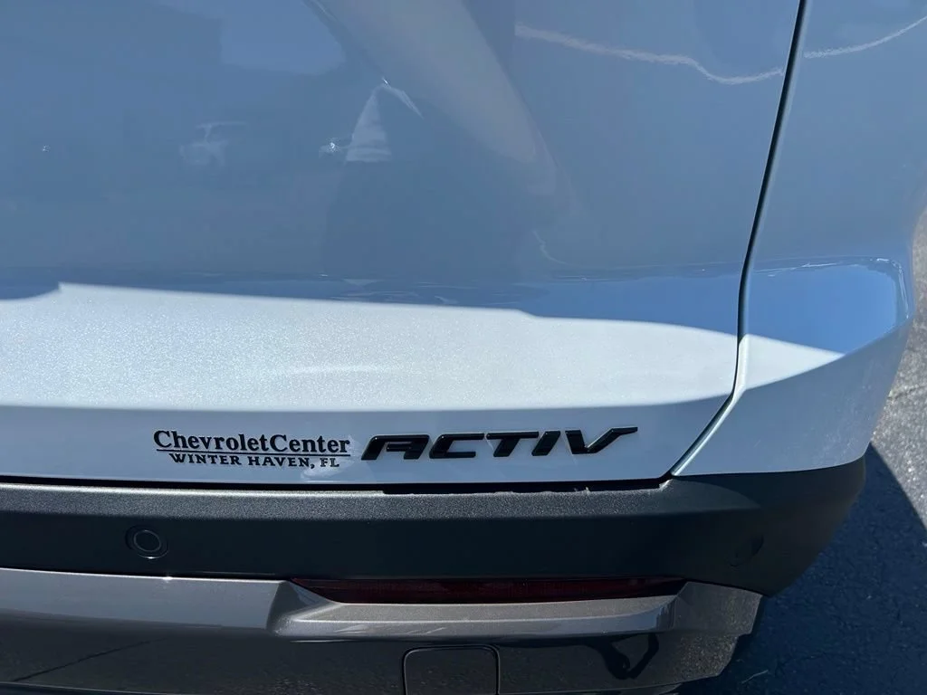 New 2027 Polar White Tricoat Chevrolet ACTIV image 11