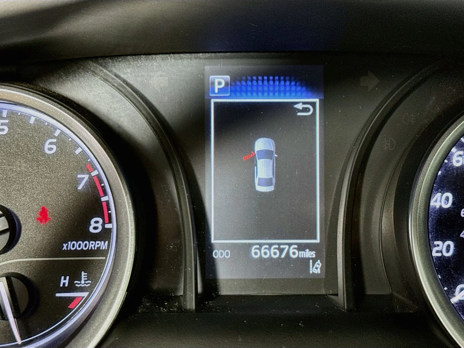 Certified Used 2024 Silver Toyota LE image 10