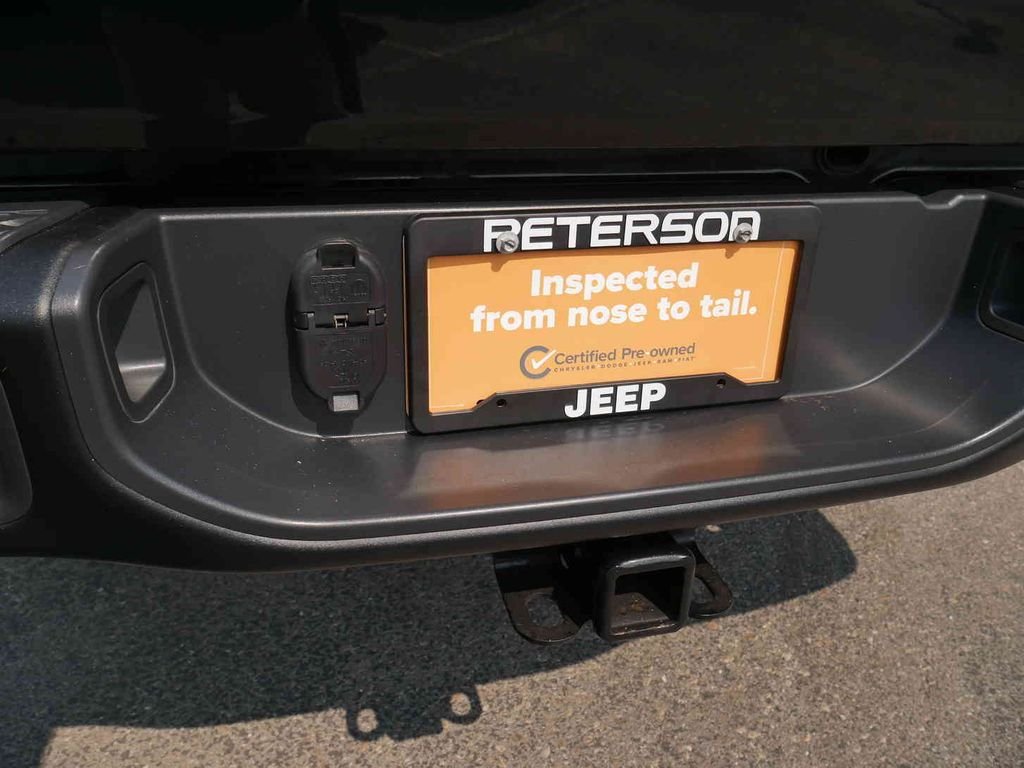 Certified Used 2023 Black Jeep Rubicon image 9