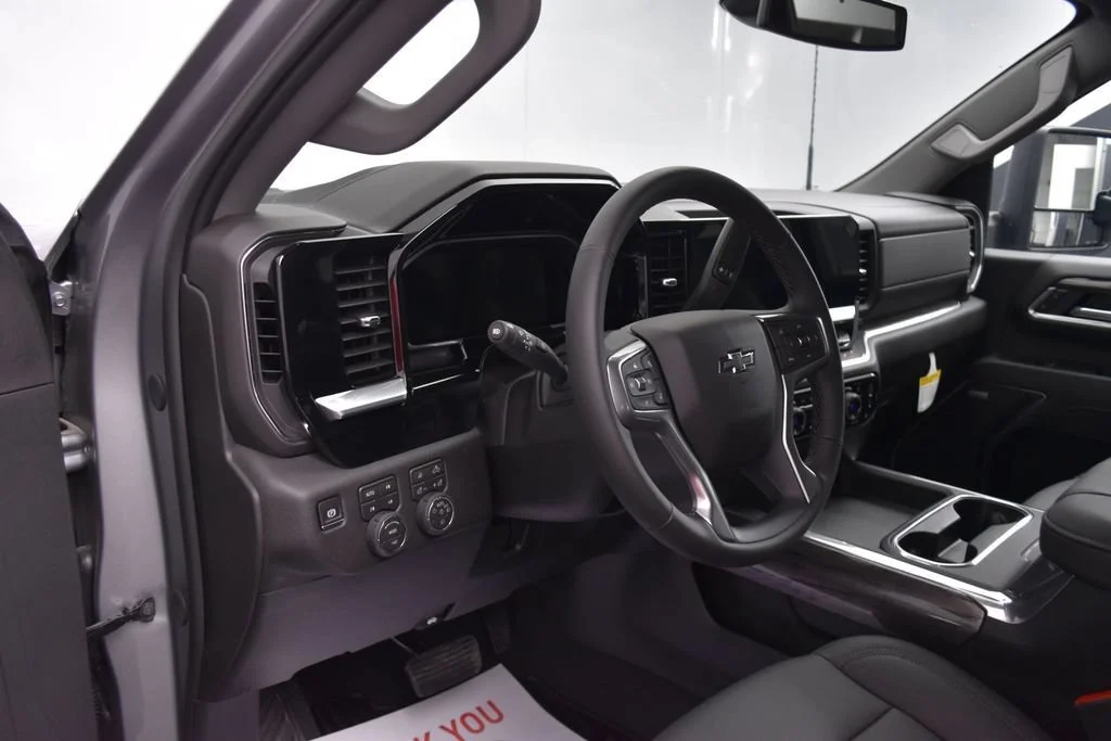 2026 Chevrolet Silverado 2500 HD LTZ - Photo 14