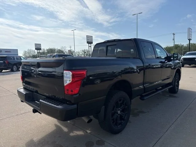 Used 2019 Magnetic Black Nissan SL image 3