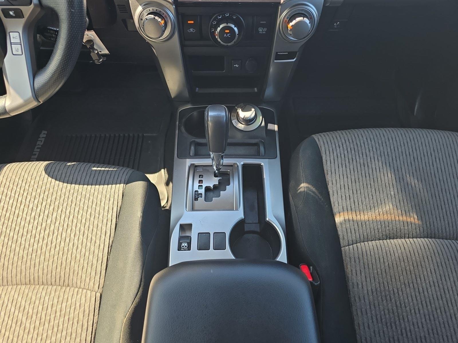 Used 2020 Super White Toyota SR5 image 19