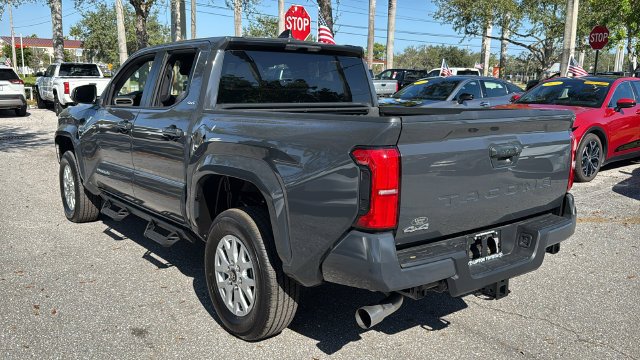 Used 2025 Underground Toyota SR5 image 5