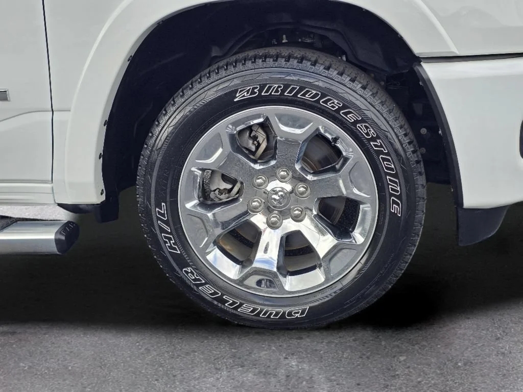 Used 2025 Bright White Clea Ram Big Horn image 6