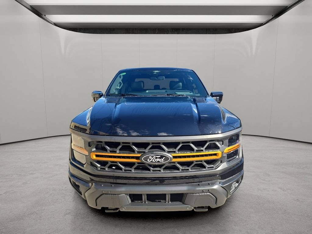 New 2025 Agate Black Metallic Ford Tremor® image 8