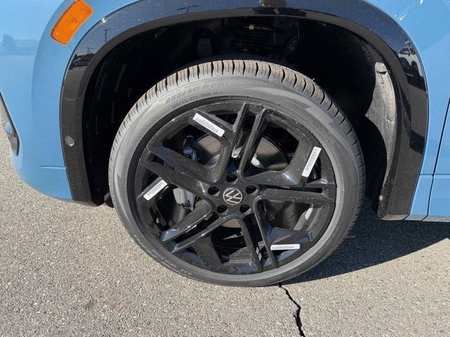 New 2026 Blue Volkswagen SE R-Line Black image 14
