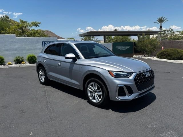 Used 2024 Florett Silver Metallic Audi 45 S line Premium image 3