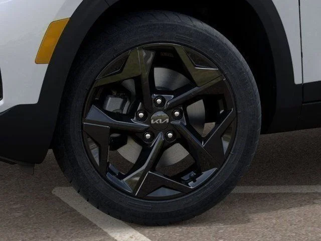 2026 Kia Seltos EX - Photo 9
