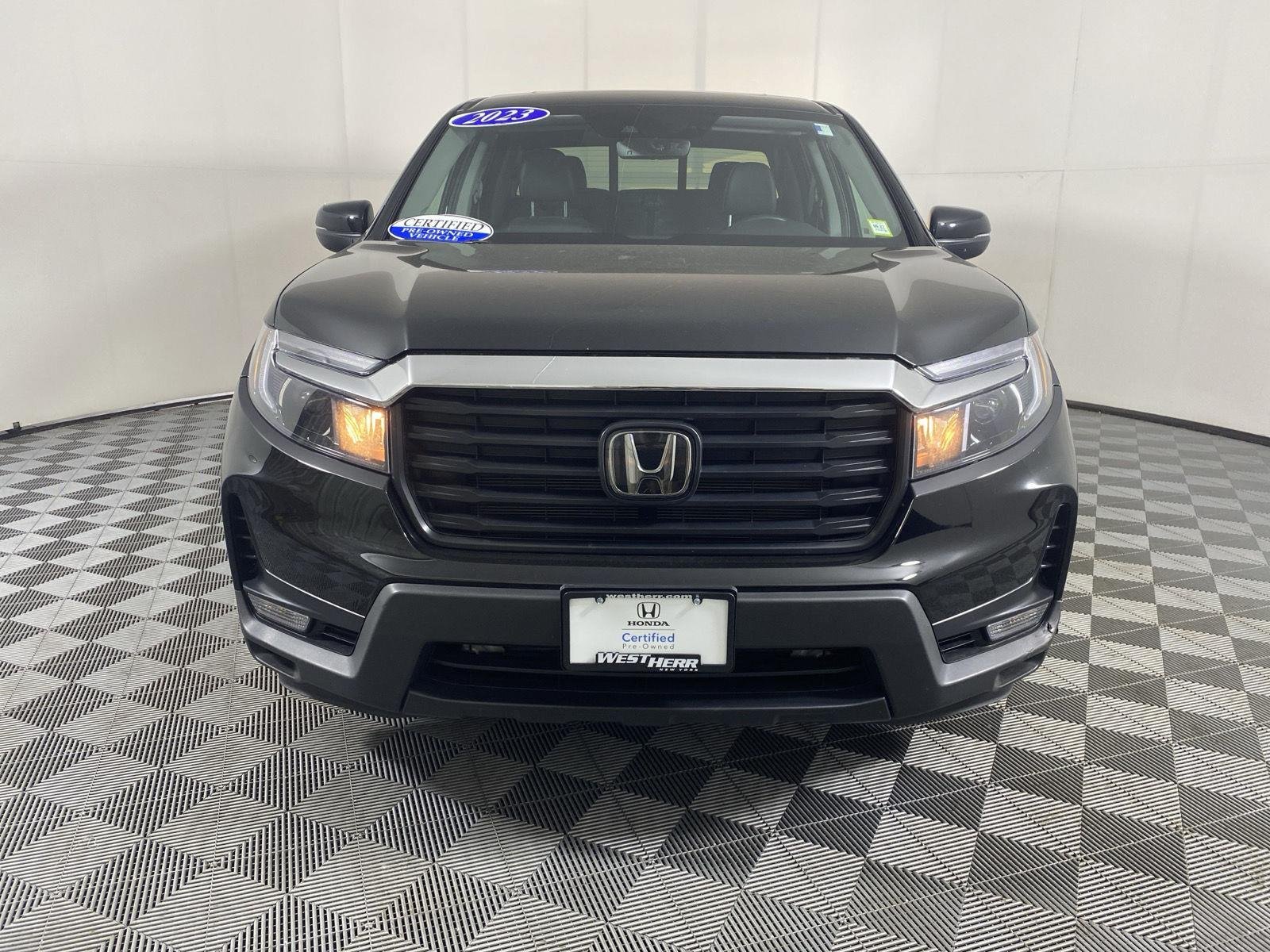 Certified Used 2023 Crystal Black Pearl Honda RTL image 2