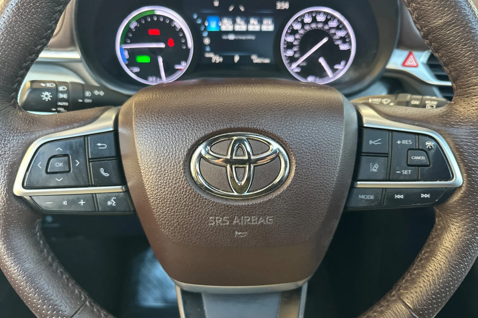 2021 Toyota Sienna Platinum - Photo 30