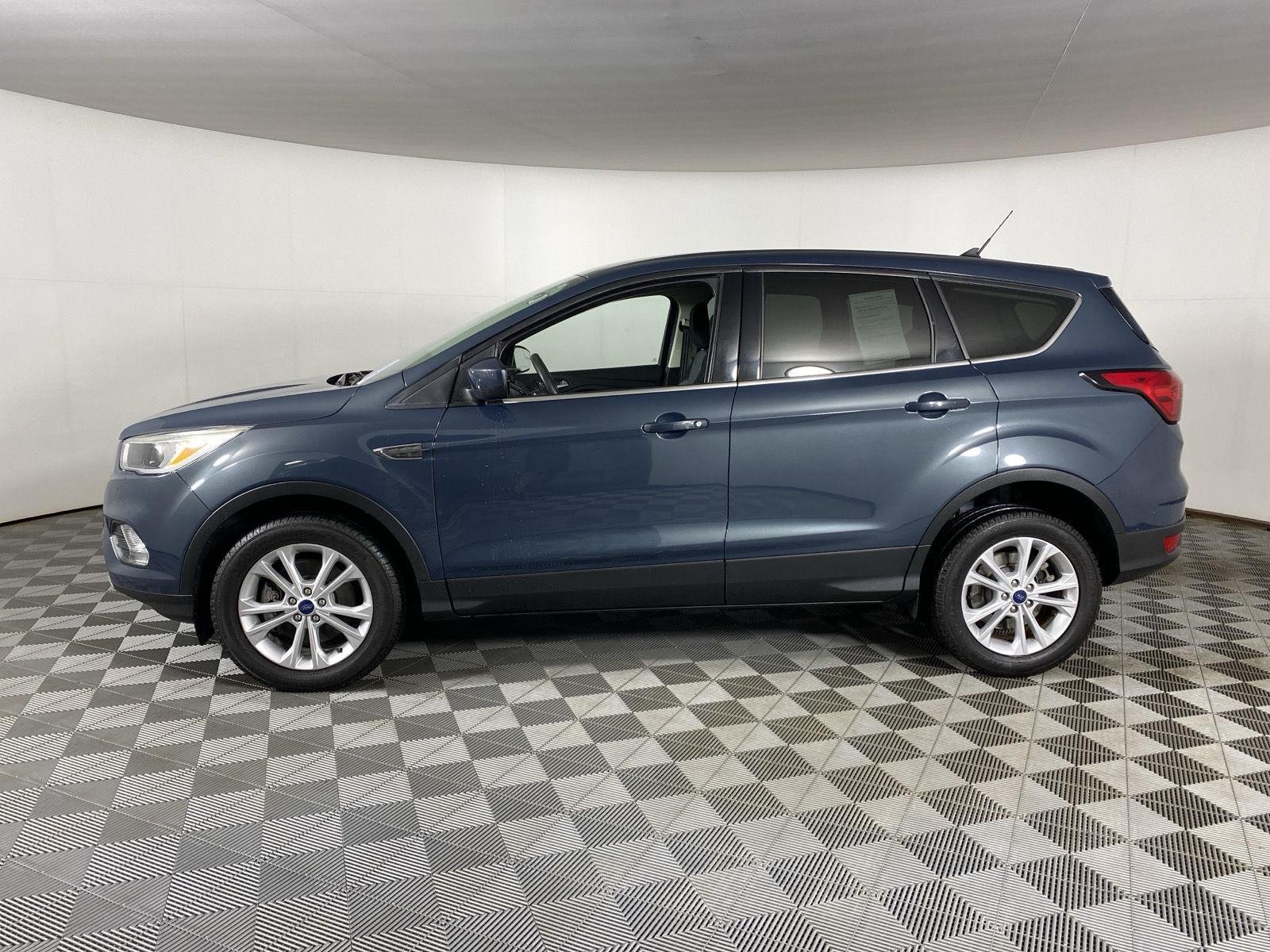 Used 2019 Baltic Sea Green Ford SE image 4