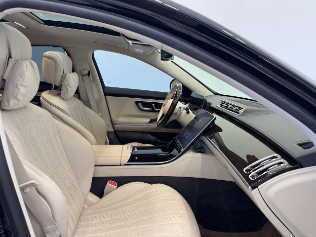 Certified Used 2023 Obsidian Black Metallic Mercedes-Benz S 500 image 17