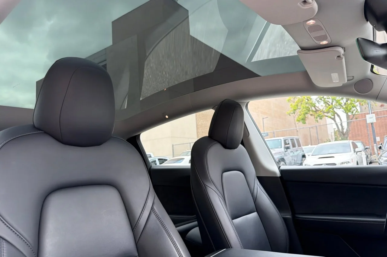 Used 2022 BLUE Tesla Performance image 16