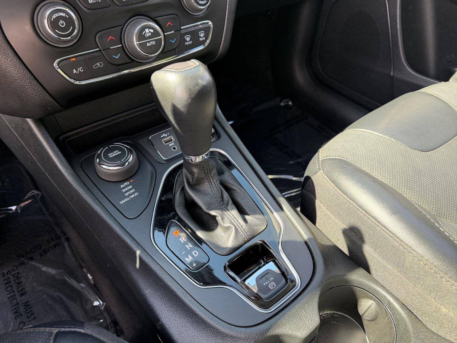 2022 Jeep Cherokee Limited - Photo 18