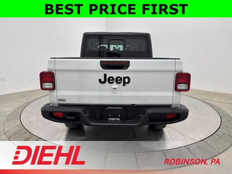 New 2026 Bright White Clear-Coat Exterior Paint Jeep Sport image 6