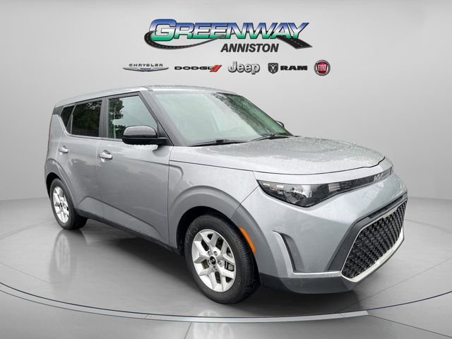 2023 Kia Soul 2.0L S IVT's photo