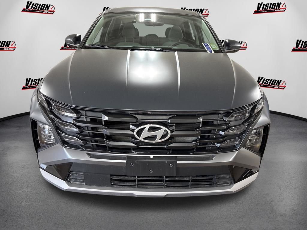 Certified Used 2025 Gray Hyundai SE image 2