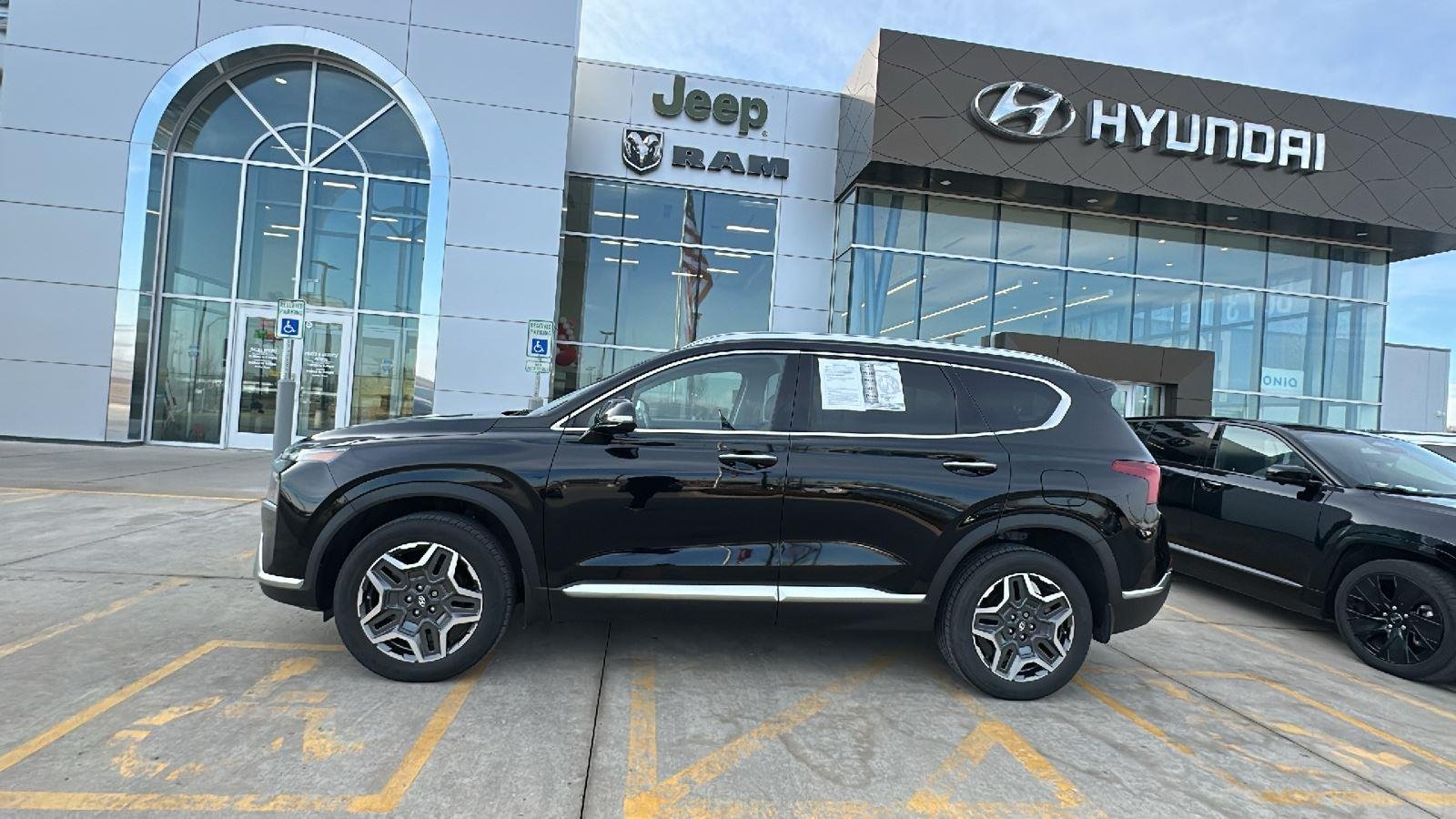 Used 2022 Hyundai Santa Fe SEL Premium HEV with VIN KM8S3DA11NU023698 for sale in Kansas City