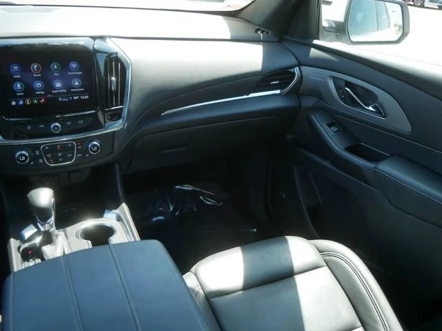 2023 Chevrolet Traverse 3LT - Photo 11