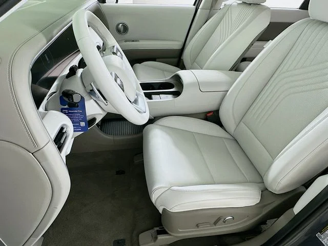 New 2026 Gray Hyundai SEL image 9