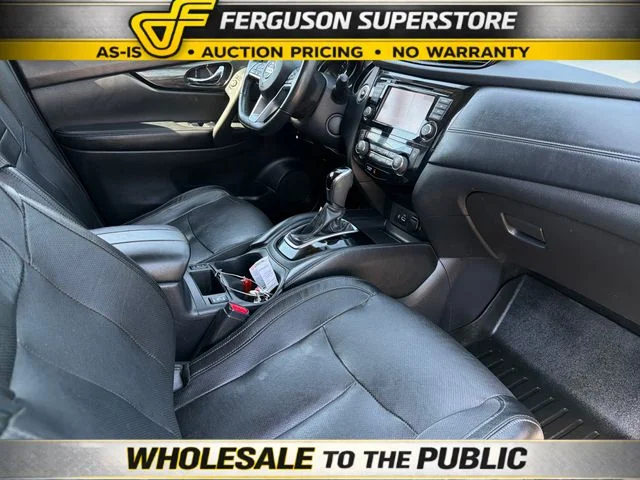 Used 2018 Black Nissan SL image 24