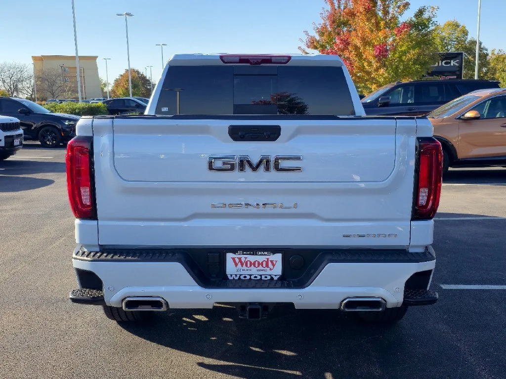 2026 GMC Sierra 1500 Denali Ultimate - Photo 9