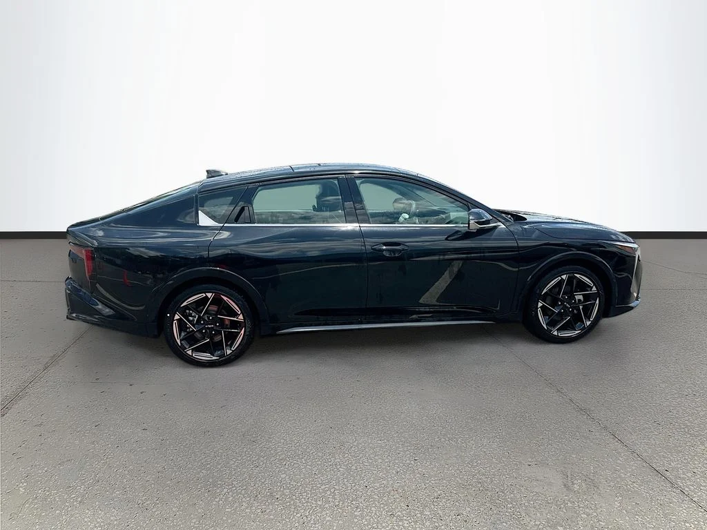 New 2026 Aurora Black Pearl Kia GT-Line image 8