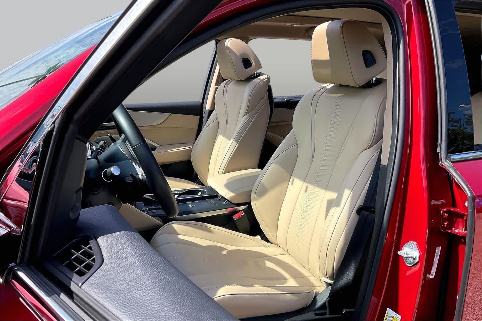 Used 2025 Performance Red Pearl Acura w/Technology Package image 8
