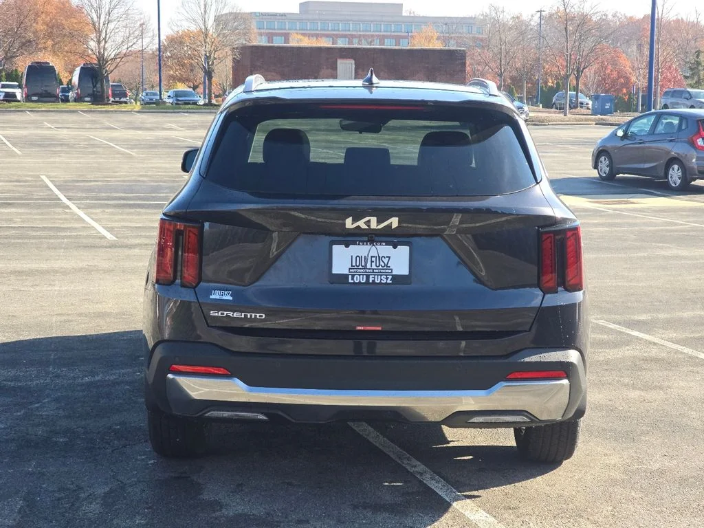 2026 Kia Sorento S - Photo 16