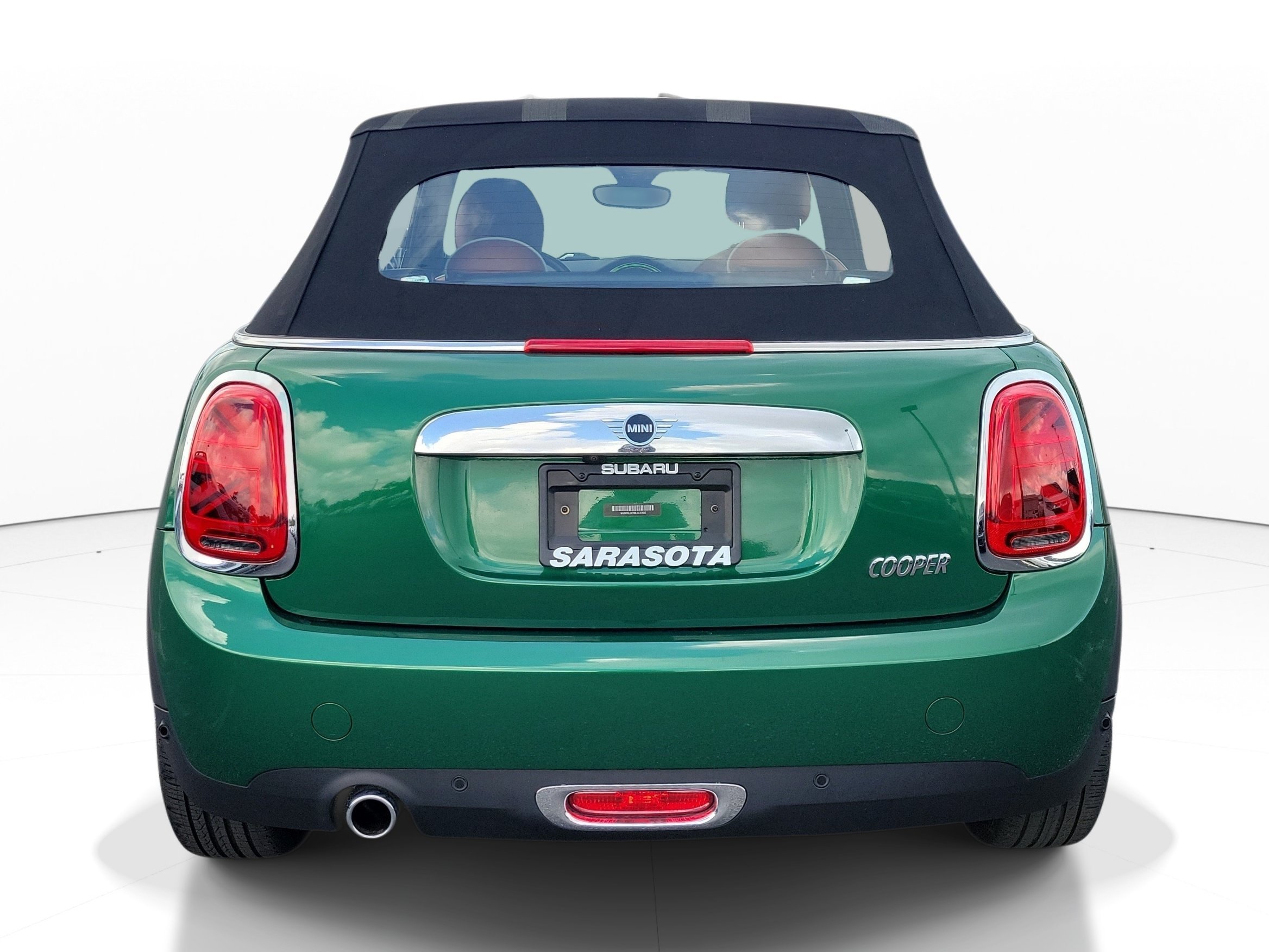 Used 2020 British Racing Green IV Metallic MINI Cooper image 5