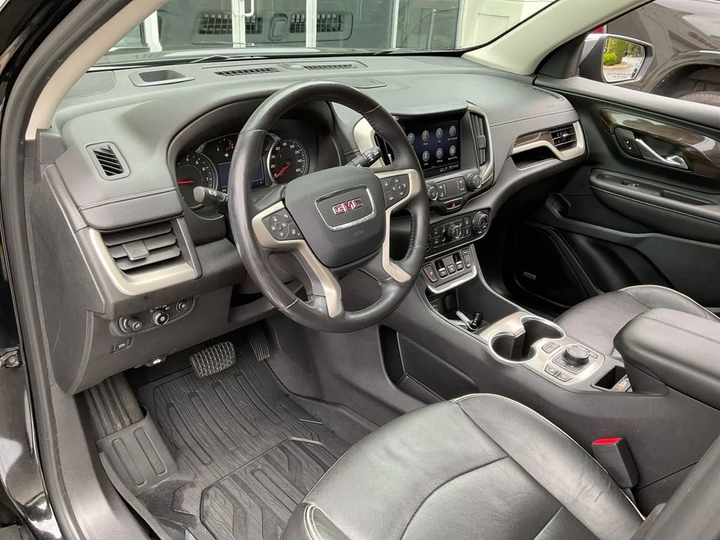 Used 2020 Black GMC Denali image 29