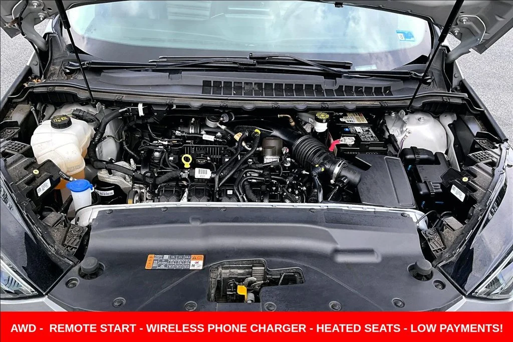 Used 2024 Silver Ford SEL image 36