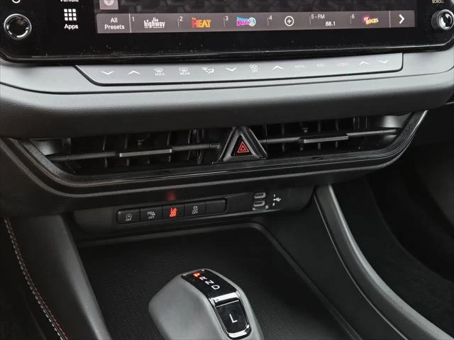 New 2026 Diamond Black Crystal Pearlcoat Dodge R/T image 11