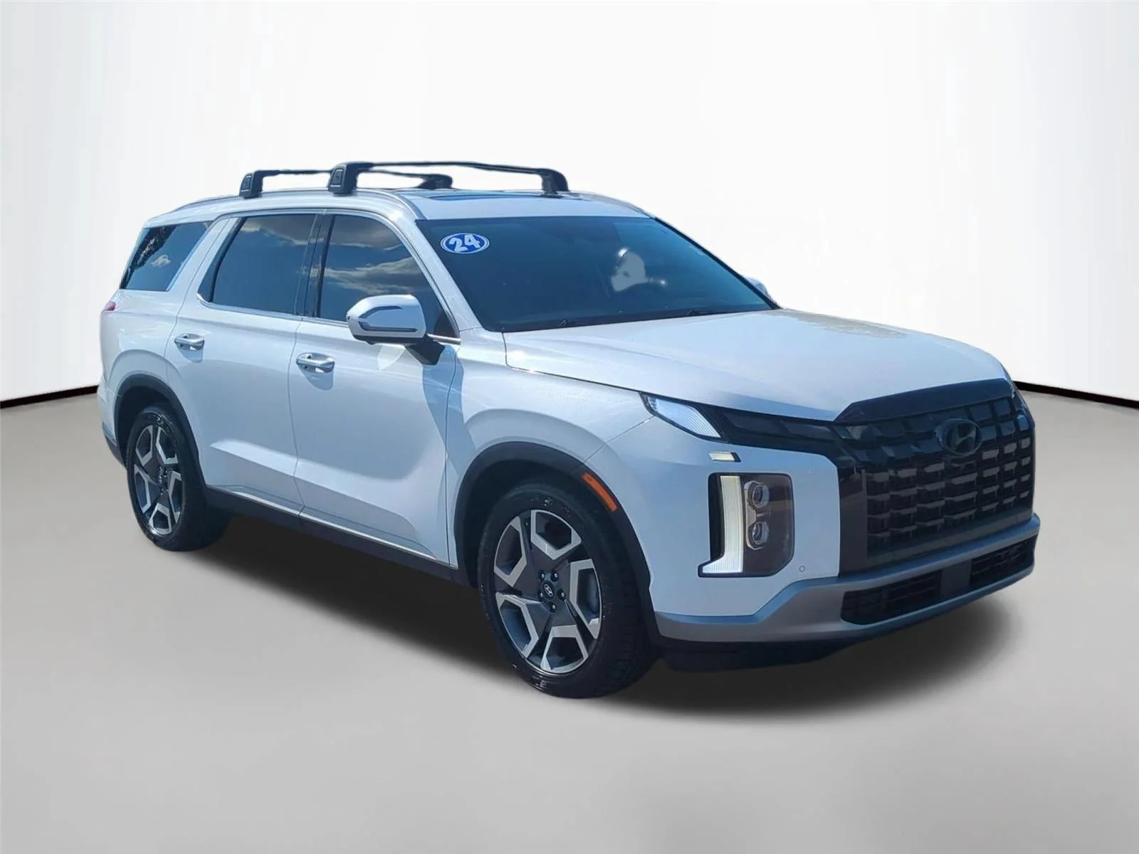 Used 2024 Hyper White Hyundai Limited image 7