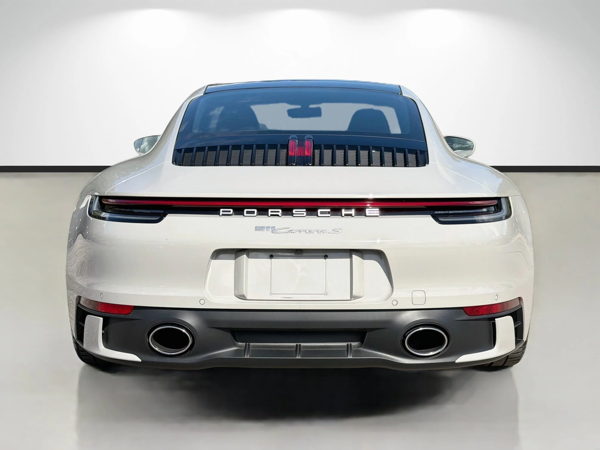 Used 2024 Chalk Porsche Carrera S image 4