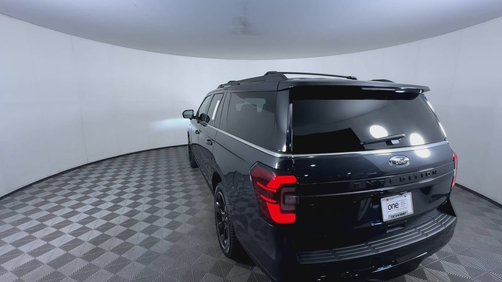 Used 2022 Dark Matter Metallic Ford Limited image 7