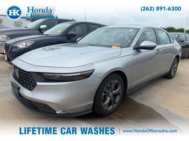 Certified Used 2024 Solar Silver Metallic Honda EX image 1