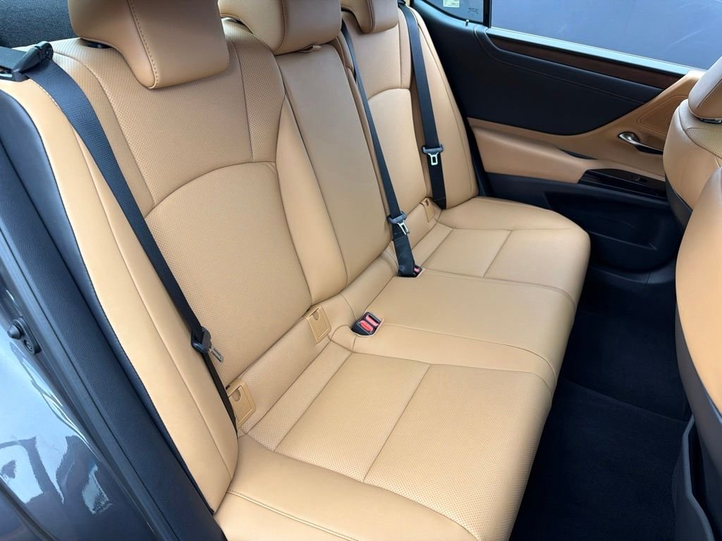 Certified Used 2025 CLOUDBURST GRAY Lexus 350 image 24
