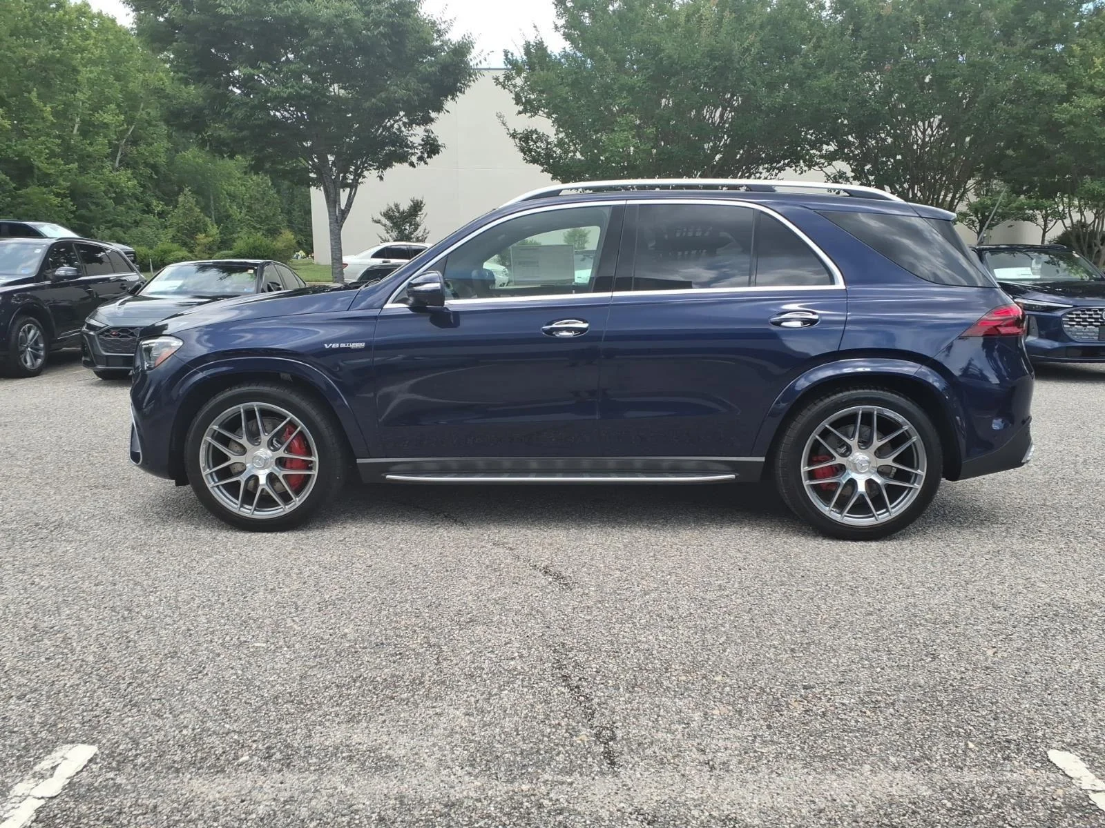 New 2026 Twilight Blue Metallic Mercedes-Benz AMG® GLE 63 S image 9