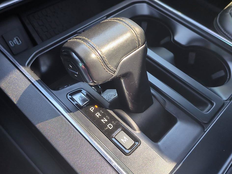 Used 2023 Gray Metallic Ford Platinum image 26