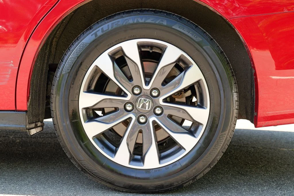 Used 2023 Red Honda EX-L image 14