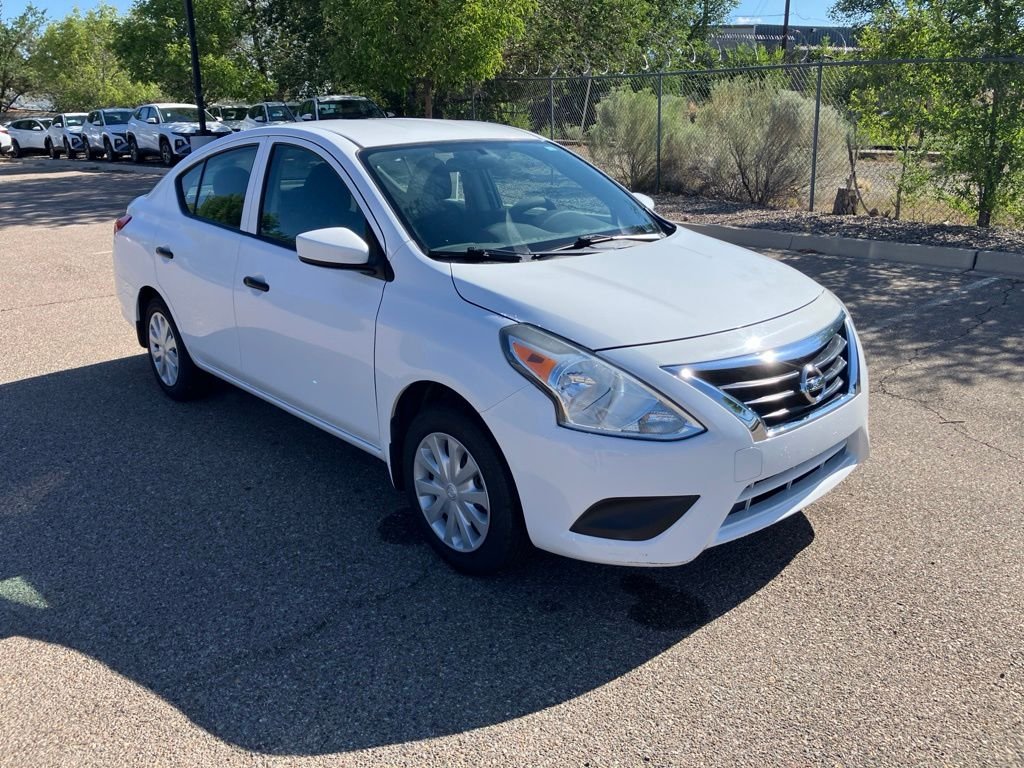 Used 2018 White Nissan 1.6 S image 3