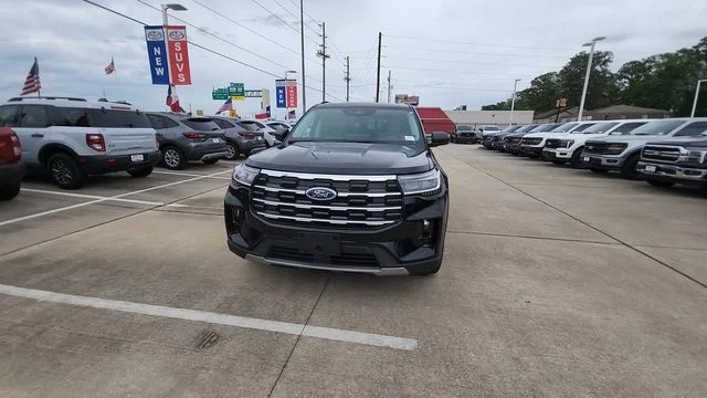 New 2026 Agate Black Metallic Ford Active image 3