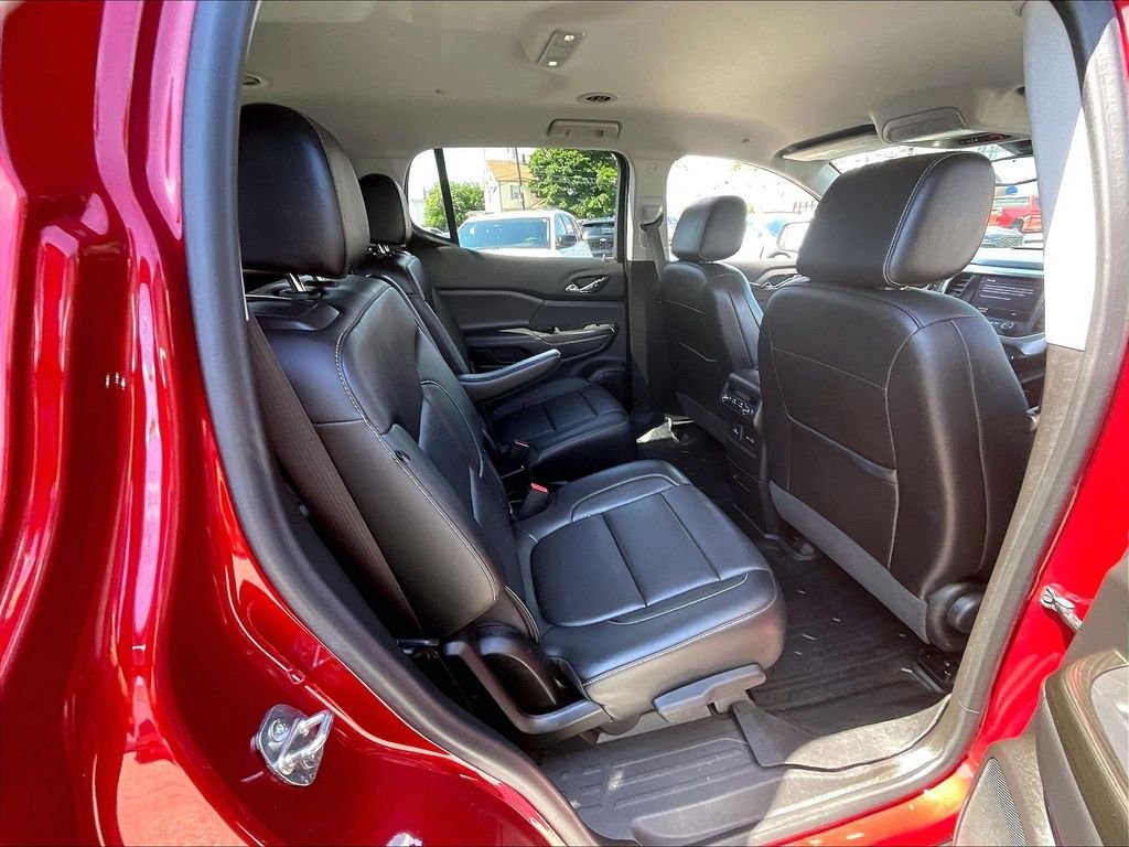 Used 2022 Cayenne Red Tintcoat GMC SLT image 16