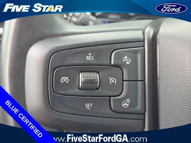 Used 2025 White GMC AT4 image 24