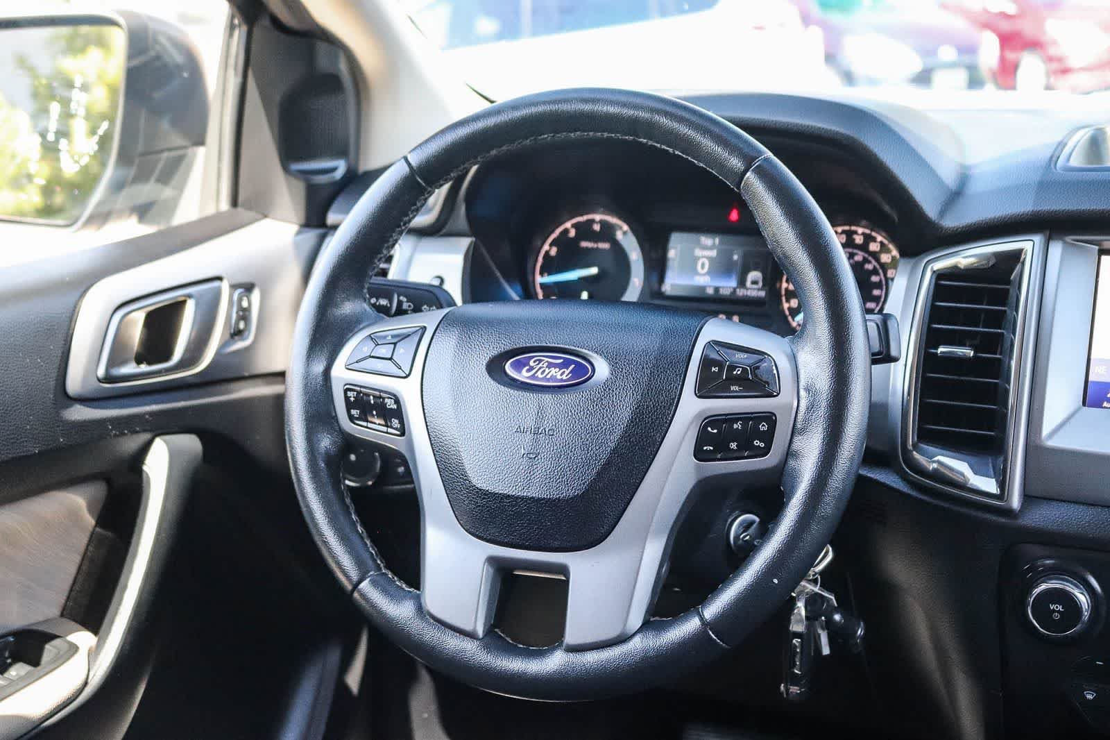 Used 2019 Shadow Black Ford XLT image 14