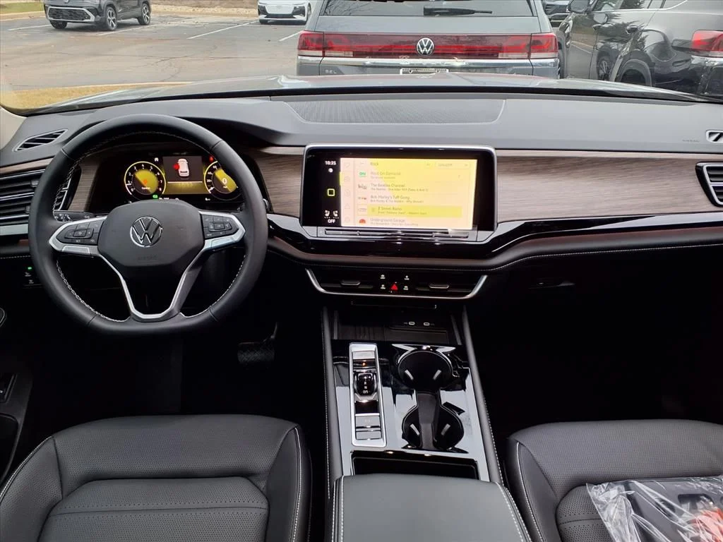 New 2026 Pure Gray Volkswagen 2.0T SEL image 20