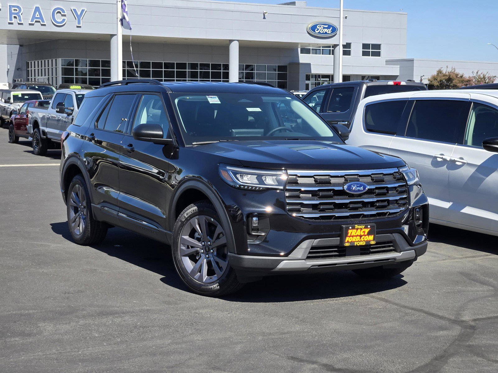 New 2026 Agate Black Metallic Ford Active image 1