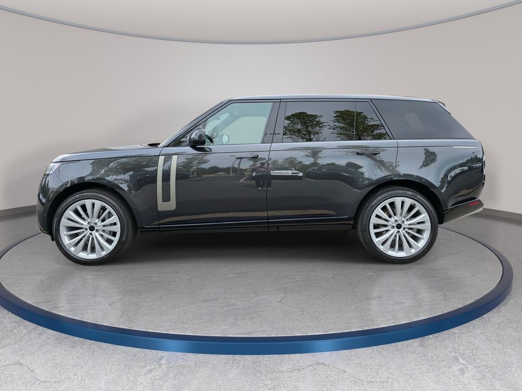 New 2026 Carpathian Grey LAND ROVER SE 7 Seats image 8